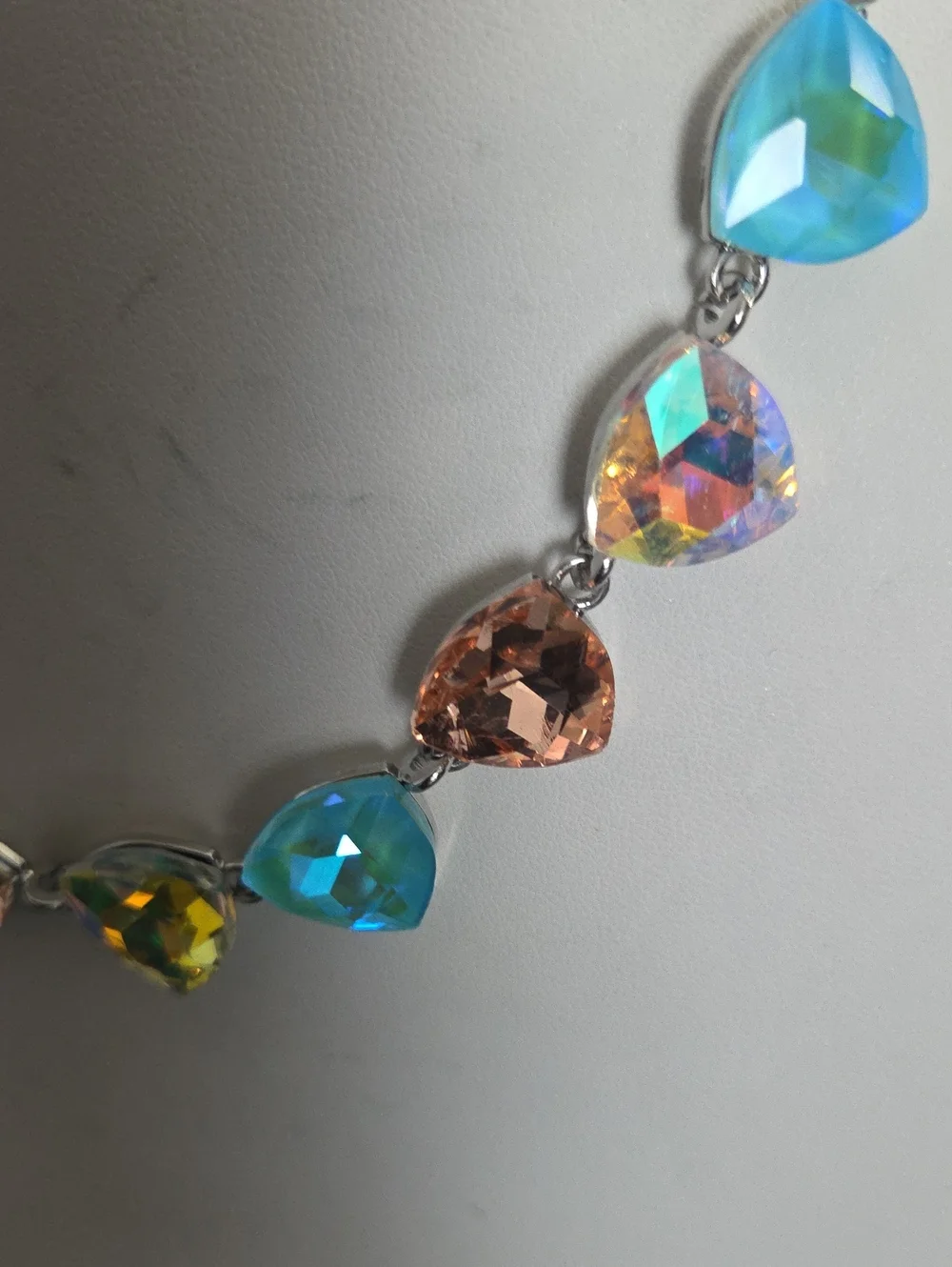 Paparazzi Multi Color /irridescent Gem Necklace NWT